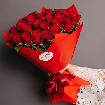 35 красных роз 40 см Кения 35 красных роз 40 см Кения