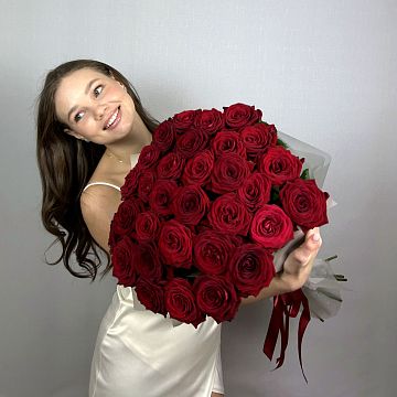 Букет 31 красная роза 70 см Букет 31 красная роза 70 см