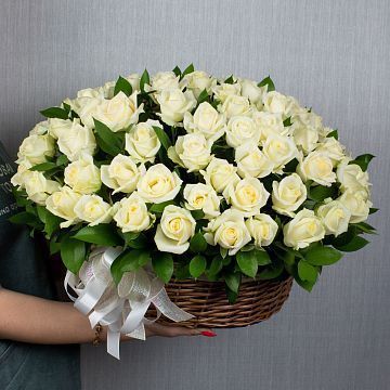 101 белая роза в корзине 101 белая роза в корзине